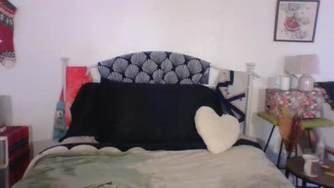 Babette online show from March 16, 7:18 pm