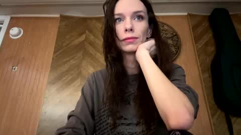 Fern Browning online show from March 10, 2:48 pm