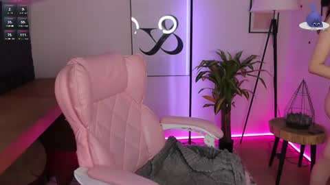 Baby   Lola online show from July 28, 3:21 pm