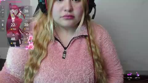 dulce model indepent online show from February 12, 7:34 am