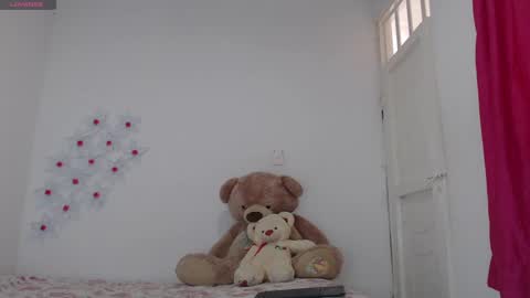 Snapshot of baby_candy22 chatting on December 10, 6:49 pm zaleya online show from December 10, 6:49 pm