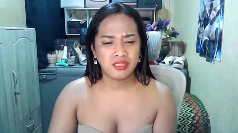 cassandra online show from December 13, 7:53 pm