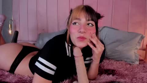 baby_gaaby online show from November 20, 8:10 pm