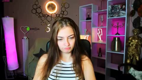 baby online show from November 25, 6:59 am