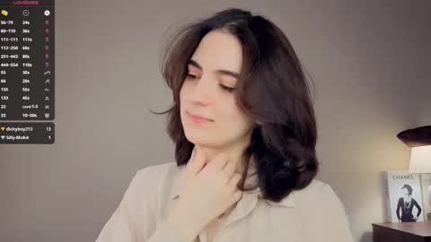 Emily online show from February 13, 7:10 am