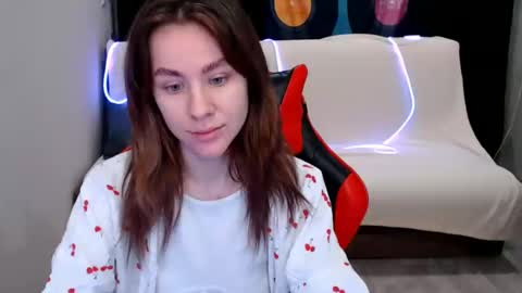 Snapshot of baby_kitte chatting on January 3, 2:10 am baby_kitte online show from January 3, 2:10 am
