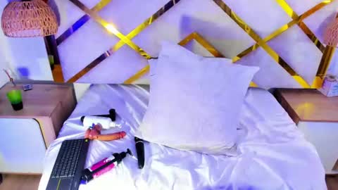 baby_scarleth_ online show from June 18, 5:42 am