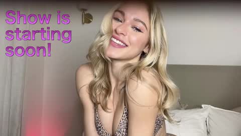 Baby Tavia online show from March 4, 4:20 pm