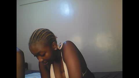 babybrown online show from June 10, 5:06 am