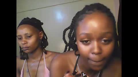 babybrown online show from May 27, 3:58 am