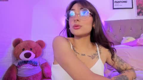 Mariana  online show from October 30, 11:28 pm