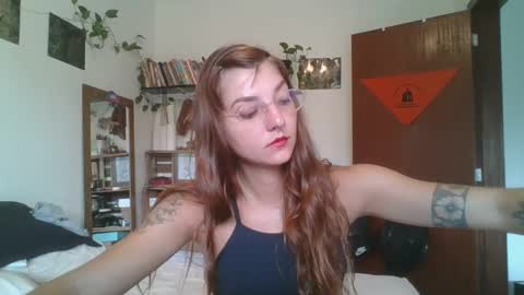 Snapshot of babydemon6 chatting on February 6, 12:48 pm babydemon6 online show from February 6, 12:48 pm