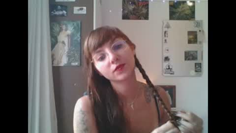Snapshot of babydemon6 chatting on December 22, 6:48 pm babydemon6 online show from December 22, 6:48 pm