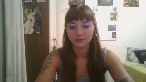 Snapshot of babydemon6 chatting on December 14, 11:01 pm babydemon6 online show from December 14, 11:01 pm