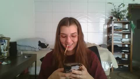 Snapshot of babydemon6 chatting on September 14, 5:33 pm babydemon6 online show from September 14, 5:33 pm