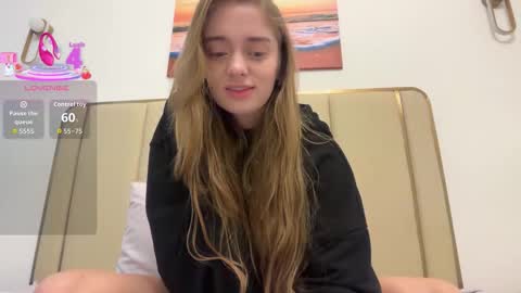 My name is Amelia but for you Melie online show from February 5, 4:10 pm