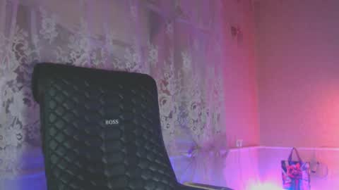 Sonya online show from October 28, 6:57 pm