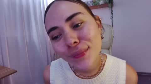Talia online show from July 22, 8:10 pm