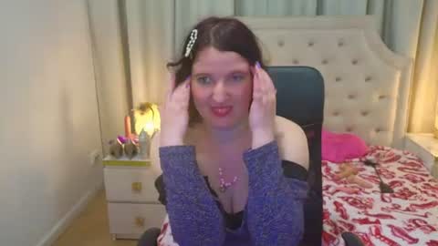 Angela online show from June 21, 3:27 pm