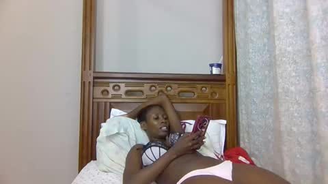 babytylerr online show from October 25, 2:19 am