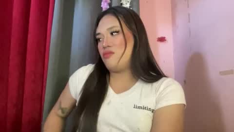 AMARA - FOLLOW ME AND THUMBS UP online show from March 29, 1:37 am