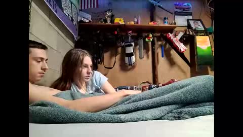 badazzcici online show from December 22, 12:14 am