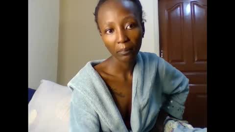 baddie_bunnie online show from March 20, 5:45 am