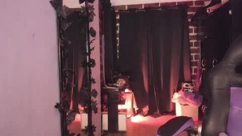        Please help me to reach 100 thumbs up online show from October 26, 7:31 pm