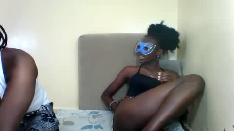 bads_hornies online show from November 14, 9:20 am