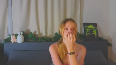 Kate online show from July 25, 5:31 pm