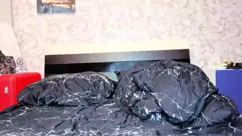 holly online show from March 8, 3:38 pm