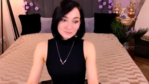 Bailyn online show from April 4, 12:15 pm