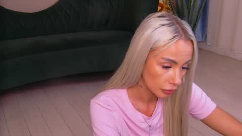 bailey_rush online show from July 19, 5:37 pm