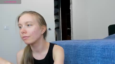 Kira online show from June 4, 5:39 pm