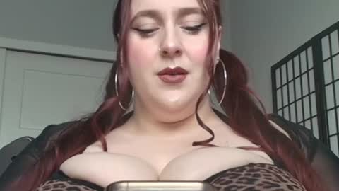 bambixxlynn online show from July 5, 10:48 pm