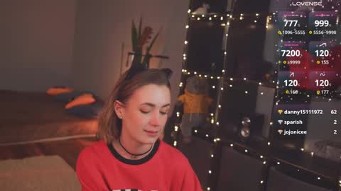 Ellen and  online show from February 11, 5:40 pm