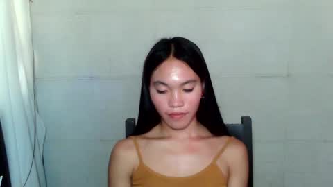 baninay810654 online show from May 6, 1:53 am