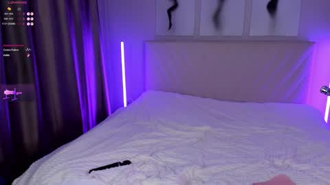  Emma online show from October 23, 9:10 pm