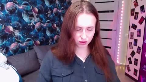 Snapshot of barbiepie chatting on October 5, 5:12 am barbiepie online show from October 5, 5:12 am