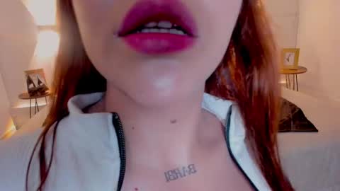    Help me get to 100 thumbs up  plss  online show from January 10, 3:50 am