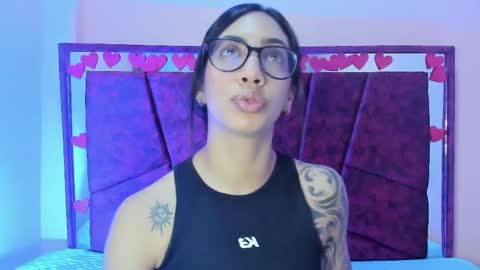 Snapshot of bdanevil chatting on February 17, 1:55 pm daniela villamizar online show from February 17, 1:55 pm