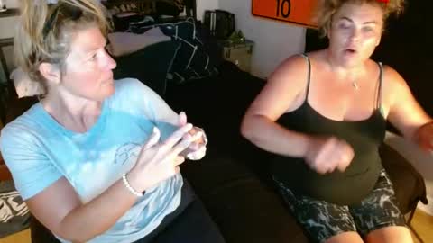 Shower Confessions online show from July 25, 12:50 am