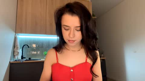 Katie online show from November 16, 7:32 am