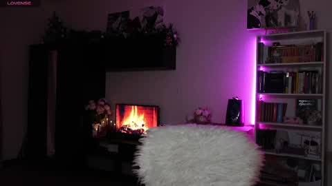 Bzzz Bea online show from February 22, 8:05 pm