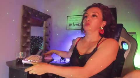 Chanel online show from November 10, 6:30 am