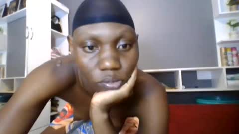 Lil stunner online show from July 17, 6:00 pm