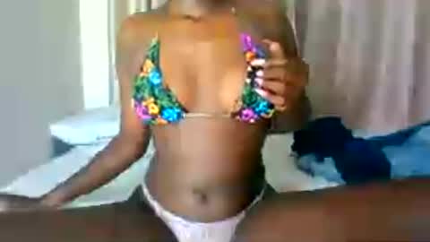 Trizah online show from July 19, 2:52 pm
