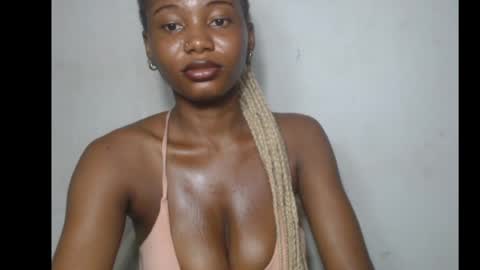 beautyslut1 online show from May 7, 6:44 pm