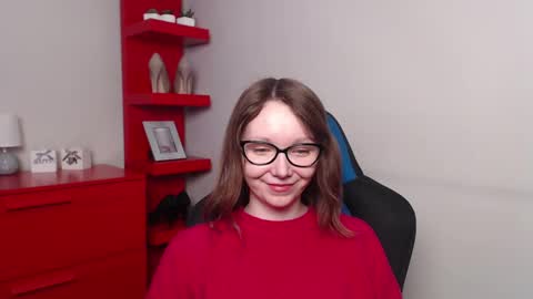 Zoe online show from February 11, 6:30 am