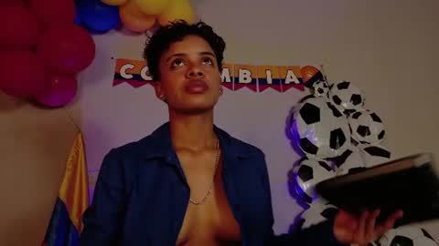 Beecckkkaaa online show from June 24, 12:37 pm